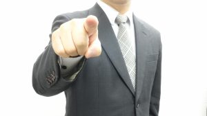 問題社員とは？「辞めさせたい社員」への正しい対応と解雇手順をわかりやすく解説